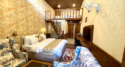 Hotel Royal Castle Room Type - Luxury Duplex Room with Balcony Hotel Royal Castle Room Type - Luxury Duplex Room with Balcony