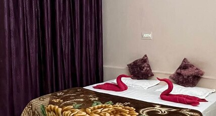Hotel Shree Krishna Guest House Room Type - Bedroom 8