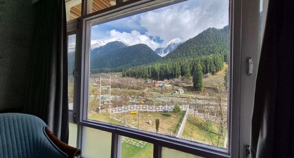 Hotel Maharaja Palace - Riverside Luxury Room Type - Super Deluxe Room River View