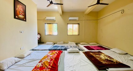 Hotel Rewanchal Room Type - AC Hall Room