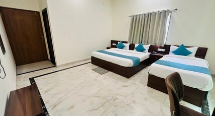 Hotel KS PALACE SARANATH Room Type - Triple Room