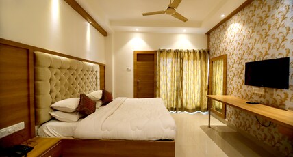 Hotel Sarin Inn Heritage Room Type - Royal Room