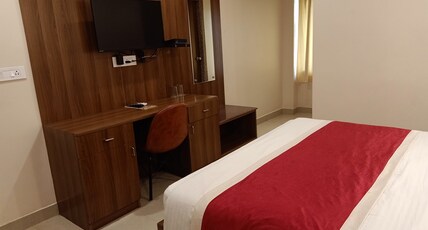 Kumud Plaza Room Type - Deluxe Room