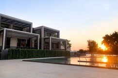 Four Seasons Hotel Bangkok at Chao Phraya River 