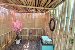 The Happy Hangout Luxe Stay