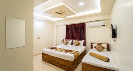Pondy Stay 10mins from Eden Beach Room Type - Pondy Executive Room