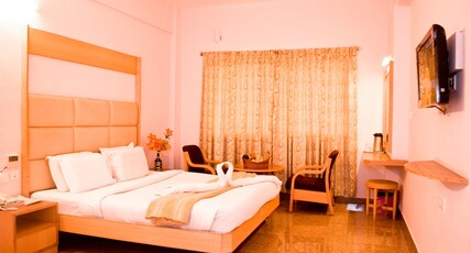 Hotel Rajadhane Room Type - Deluxe AC