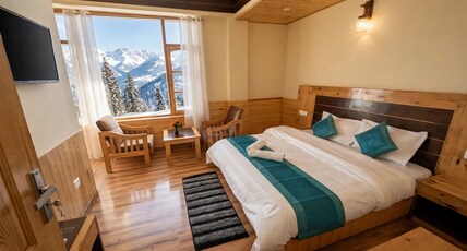 Rohtang Chalet Manali Room Type - Super Deluxe Room With Balcony