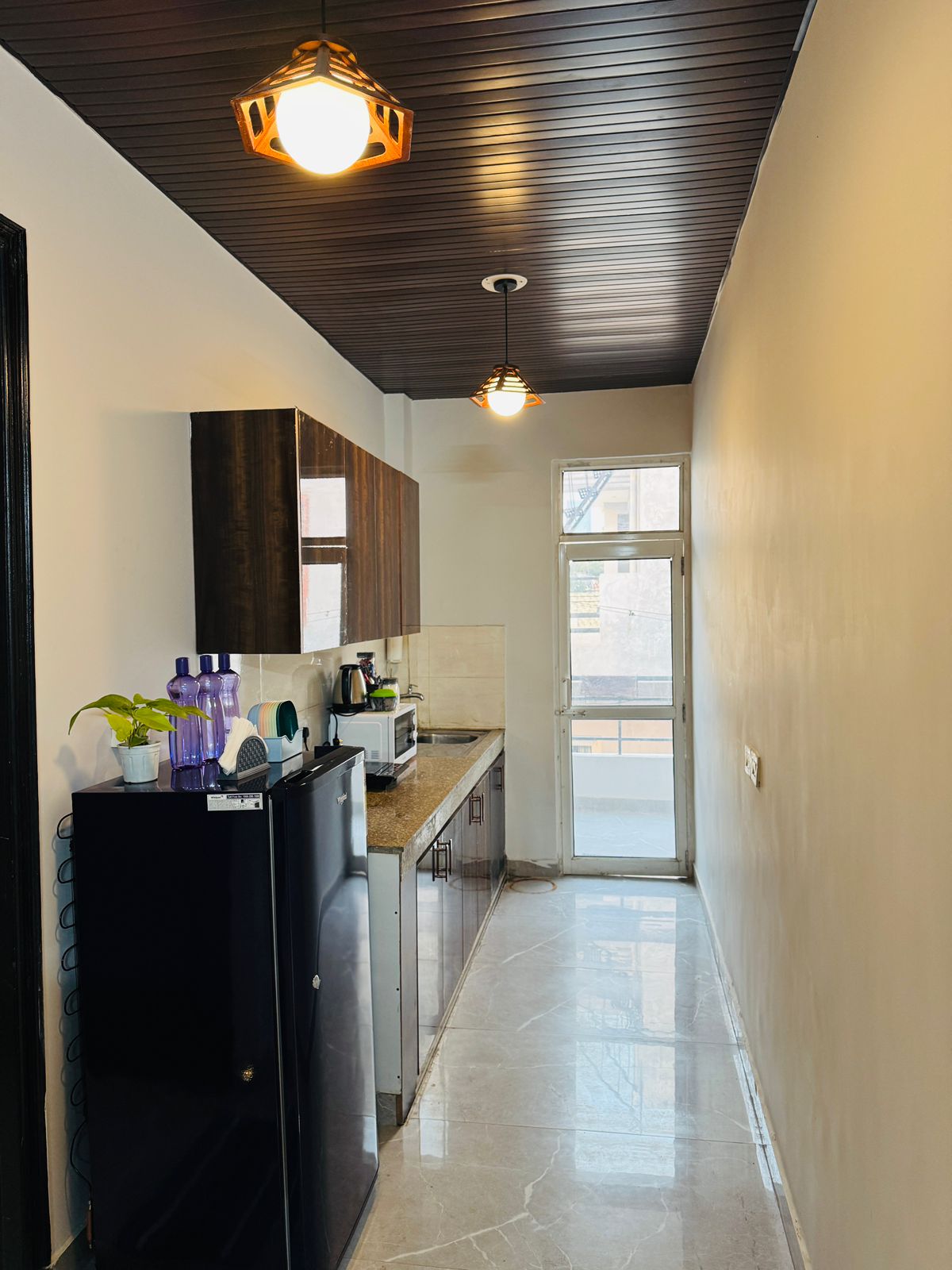 Luxury 3BHK Lush Living | Near Huda & Fortis - Tap to explore photos