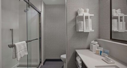 Hampton Inn by Hilton Weslaco Room Type - 2 QUEENS W  FRIDGE MICROWV