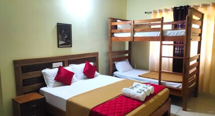 Golden Peak Estate Homestay Room Type - Tulip