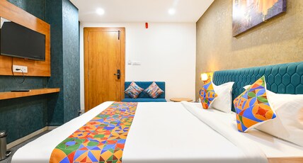 FabHotel The Muffet Room Type - Deluxe Room