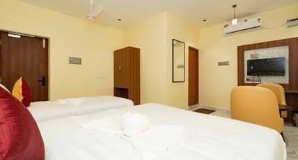 Hotel Royal Palace Room Type - Deluxe Room