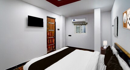 Collection O Warangal City Centre Formerly Srikara Grand Room Type - Classic