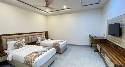 The Manor by Tulip Hospitality Room Type - Superior Room