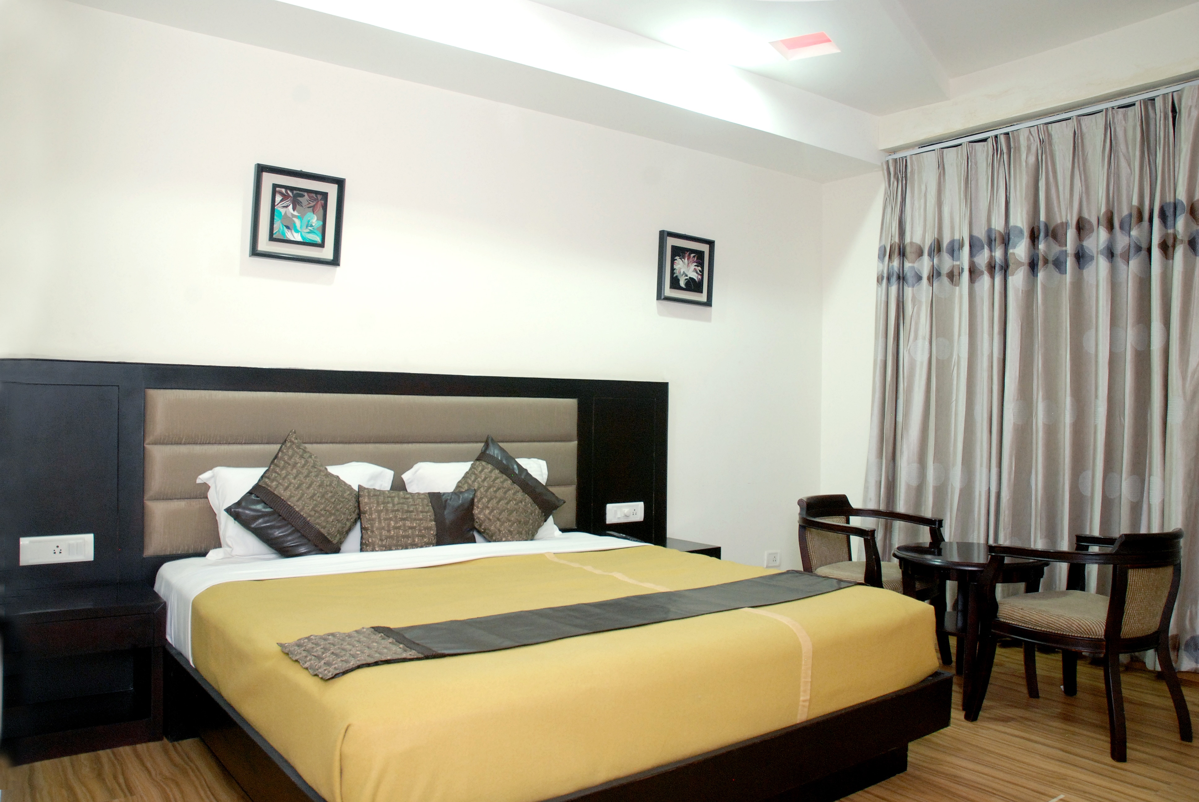 Main gallery