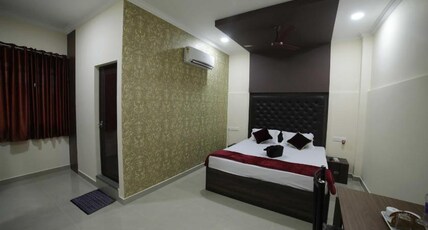 Shivalaya Residency Room Type - SUPER AC DELUXE (MINI SUIT)