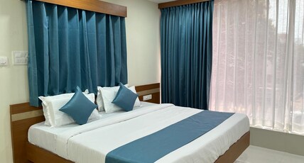 Hotel Elite Walker Town Room Type - Deluxe Room