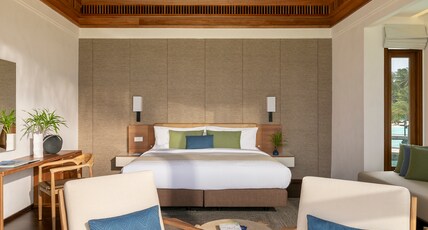 Kandolhu Maldives Room Type - Deluxe Ocean Pool Villa