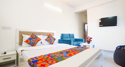 FabHotel Shukrana Stays Room Type - Deluxe Room