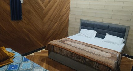 Krapalu Hari Dham Room Type - Bedroom 001