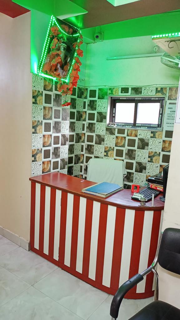 DIGS HOTEL - Tap to explore photos