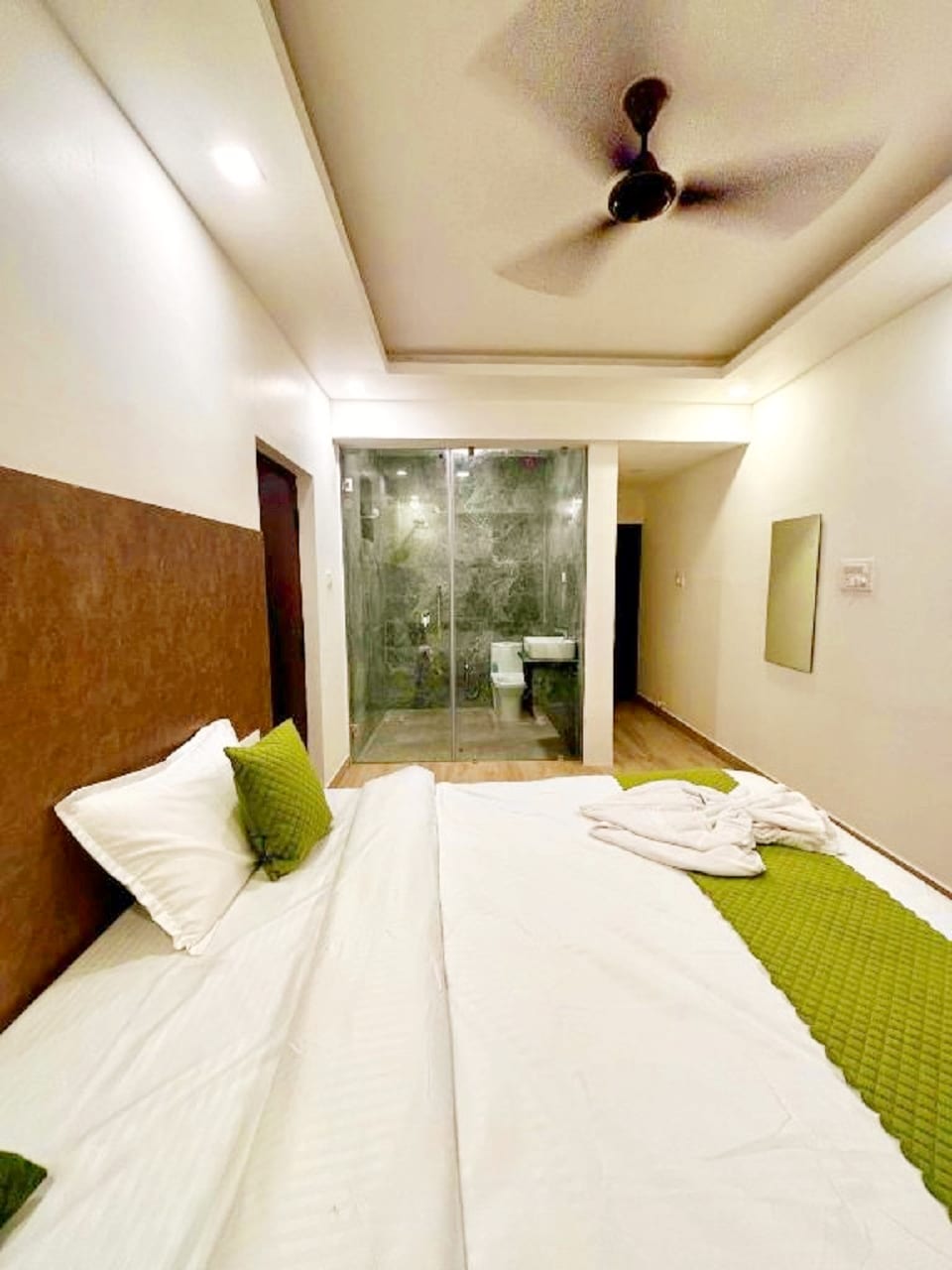 Baga Beach Inn - Tap to explore photos
