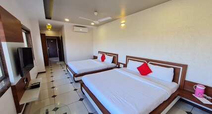 Hotel Shiv Shakti Room Type - Superior Room