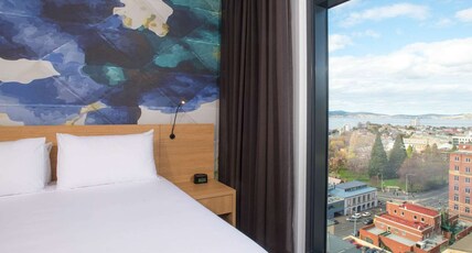 ibis Styles Hobart Room Type - Deluxe Room with 1 kingsize bed