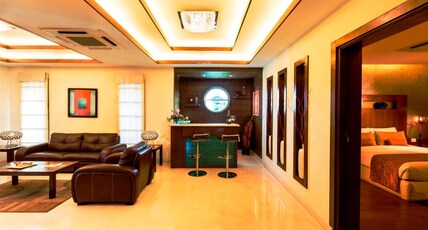 Aldovia Resort & Convention Room Type - Executive suite with Balcony & Bathtub Aldovia Resort & Convention Room Type - Executive suite with Balcony & Bathtub