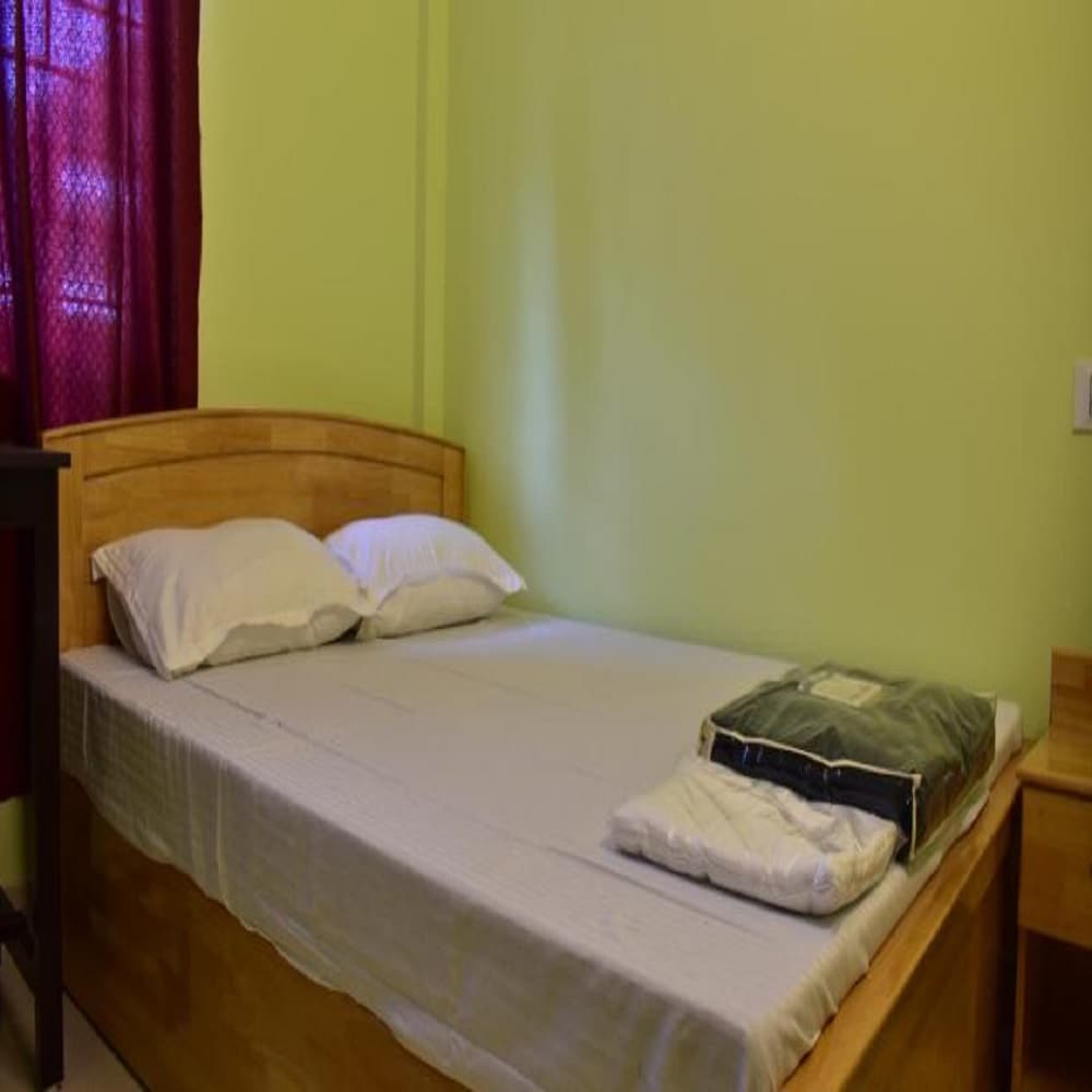 Malakar Home Stay - Tap to explore photos