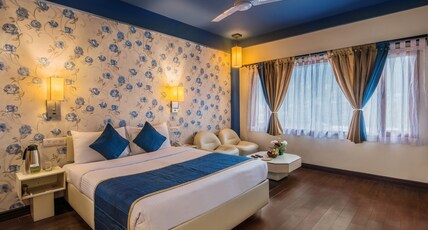 Honeymoon Inn - Heritage Design property Room Type - Deluxe Room with Bathtub