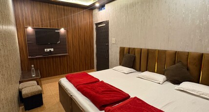 Bliss Guest House | Rooms & Restaurant Room Type - Ac Triple Bed Room Attached Bathroom