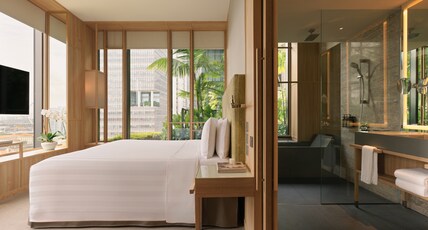 PARKROYAL COLLECTION Pickering, Singapore Room Type - Urban Suite