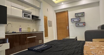 Live play work and cozy stay Room Type - 1 bedroom property