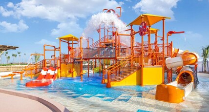 JA Lake View Hotel, Dubai Room Type - Deluxe Room - Twin Bed with Access to Three Pools