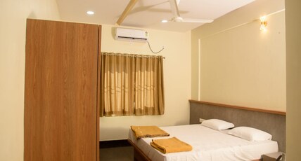 Shree Kumar Residency Room Type - Deluxe AC Room