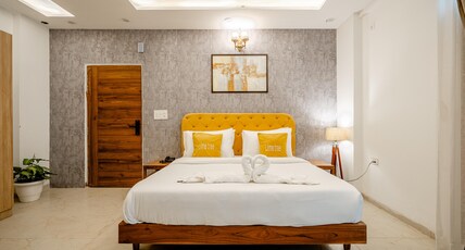 Lime Tree Hotel Near India Expo Mart Greater Noida Room Type - Superior Twin Room