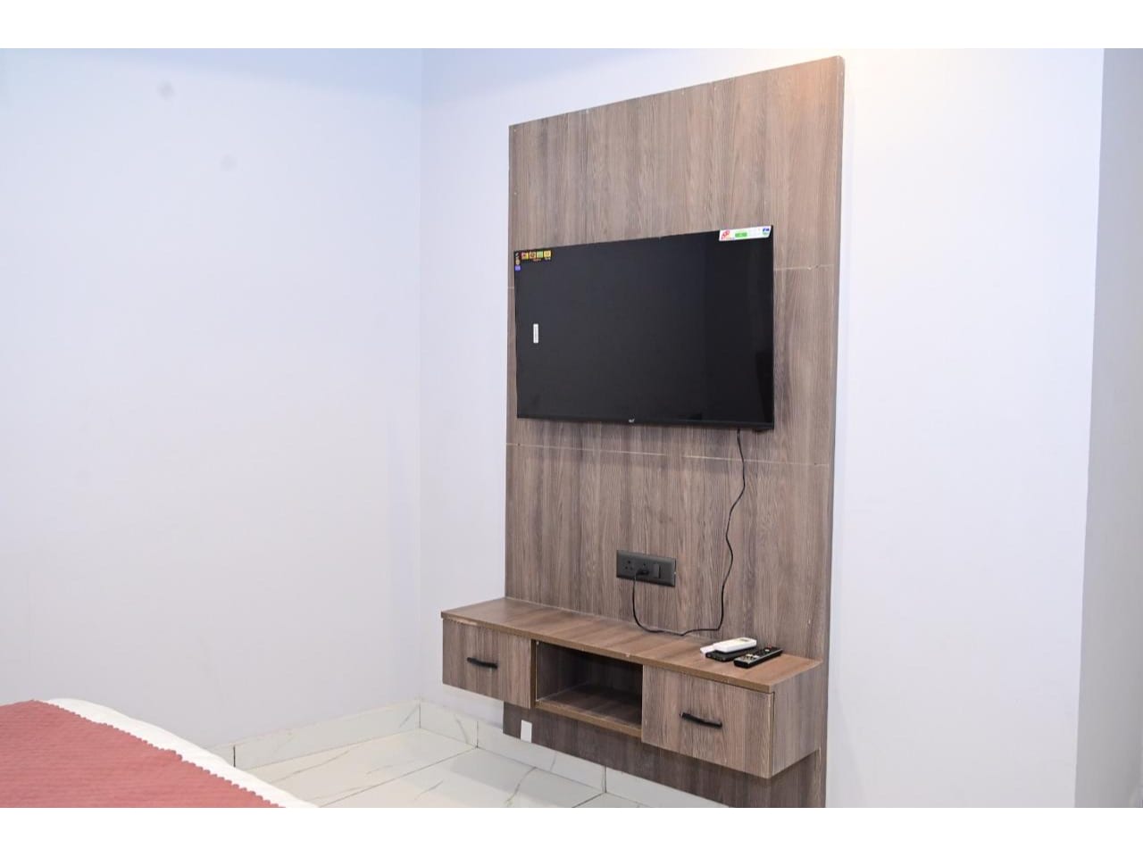 The Continental - Tap to explore photos