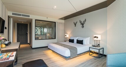 Mera Mare Room Type - Deluxe Room (King Bed)
