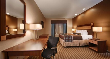 Best Western Plus Palo Alto Inn & Suites Room Type - 1 King Bed, Mobility Accessible, Bathtub, Non-Smoking, Full Breakfast