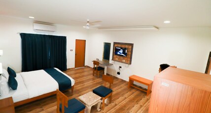 THE LAVIT MALHAR INN Room Type - Premium Room