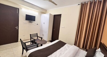 Hotel Shivaay AIIMS Rishikesh Room Type - Deluxe Room