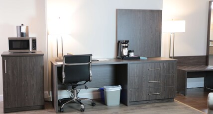 Best Western Laval-Montreal Room Type - Suite-1 King Bed, Non-Smoking, Sofabed, Microwave And Refrigerator, Wood Floor, Shower Only, Balcony Best Western Laval-Montreal Room Type - Suite-1 King Bed, Non-Smoking, Sofabed, Microwave And Refrigerator, Wood Floor, Shower Only, Balcony
