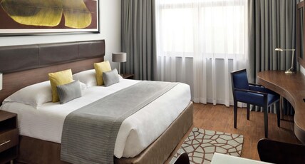 Movenpick Hotel Apartments Al Mamzar Dubai Room Type - Superior King