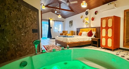 Common Home Agonda Beach Room Type - Luxury Jacuzzi Suite
