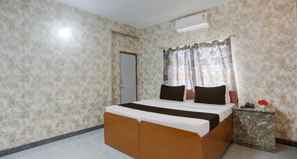 Super Hotel O Executive Inn Room Type - Classic