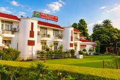 Hotel Saras, Raebareli