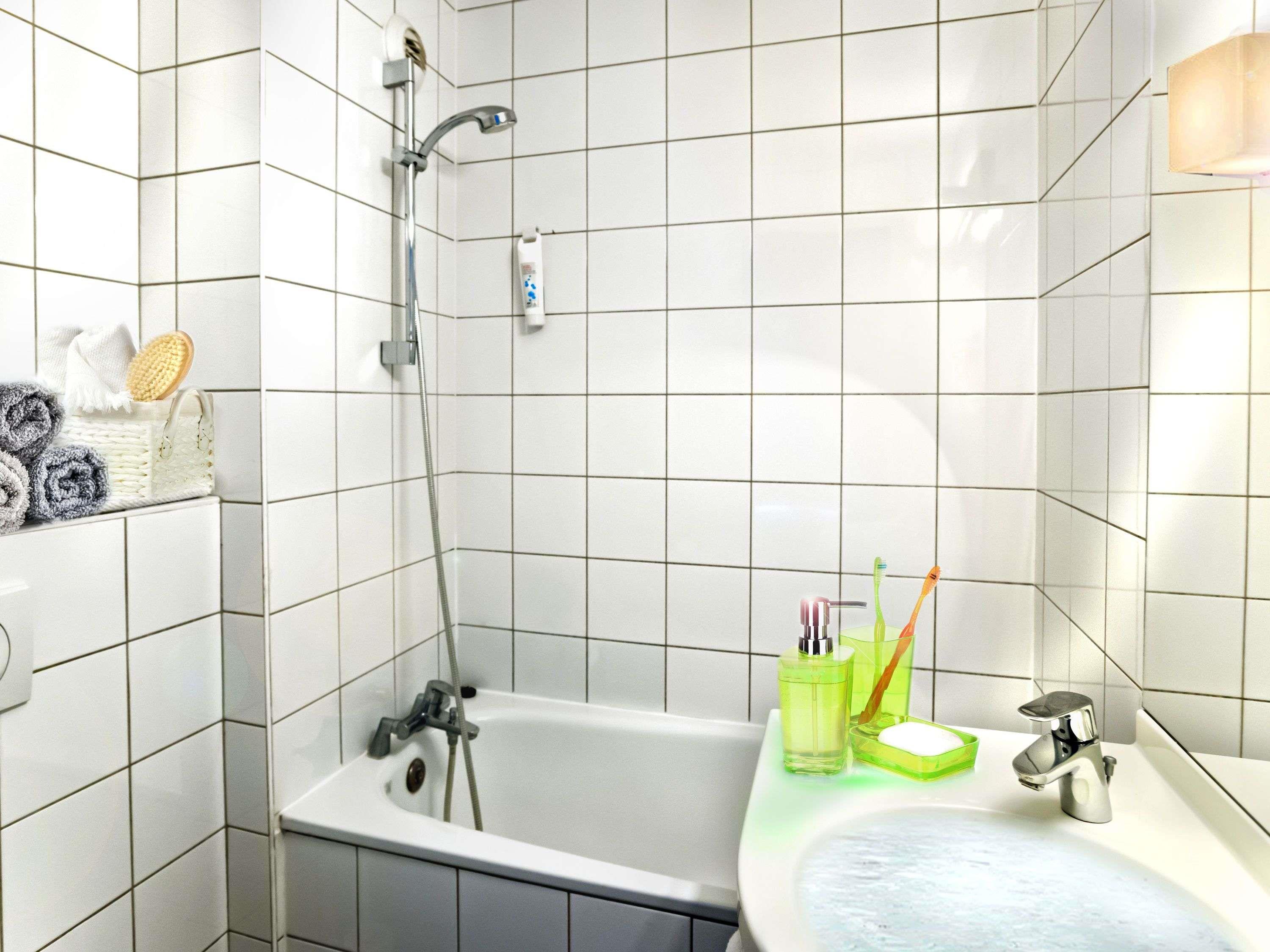 ibis budget Strasbourg Sud Illkirch Geispolsheim - Tap to explore photos