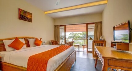 Edassery Sealine Room Type - Deluxe Sea Facing Room